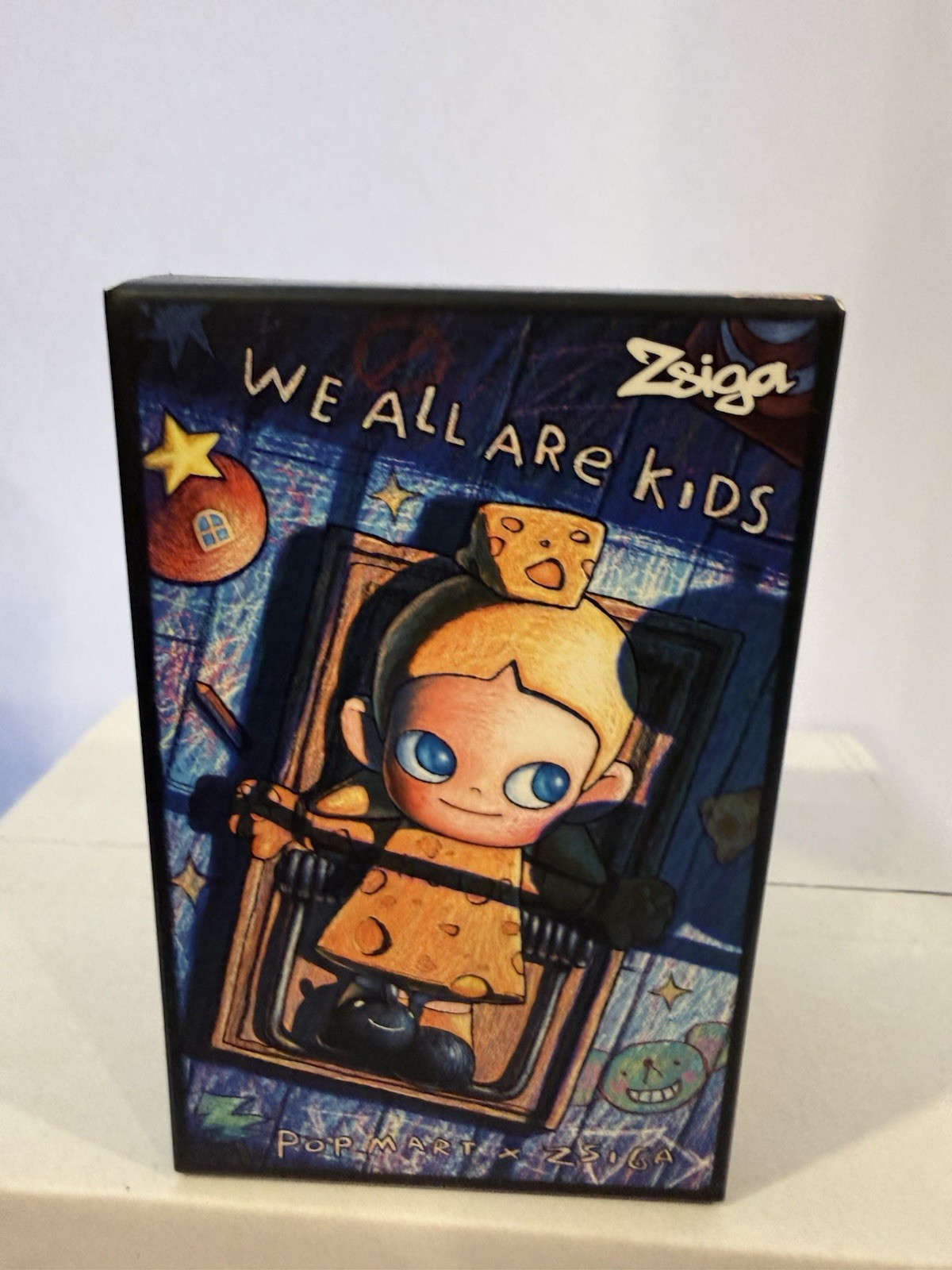 POP MART ZSIGA We All Are Kids Series Modellino Blind Box Segreto 1:144