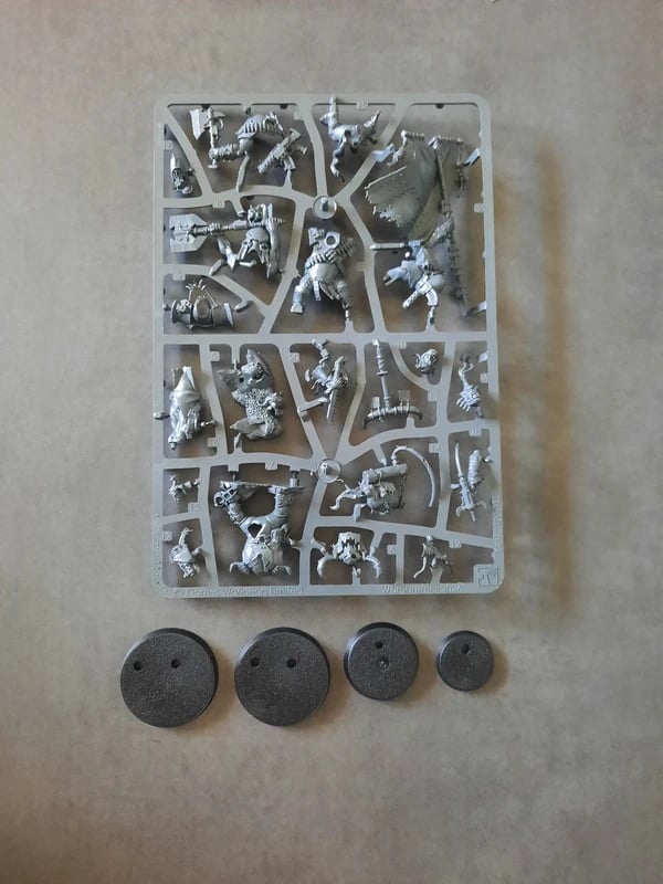 Lot 3 Figurines Orks Big Boss / Nob Portétendar / Médiko Armageddon Warhammer 40000