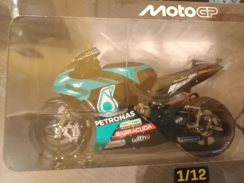 Yamaha YZR-M1 2023 Valentino Rossi.