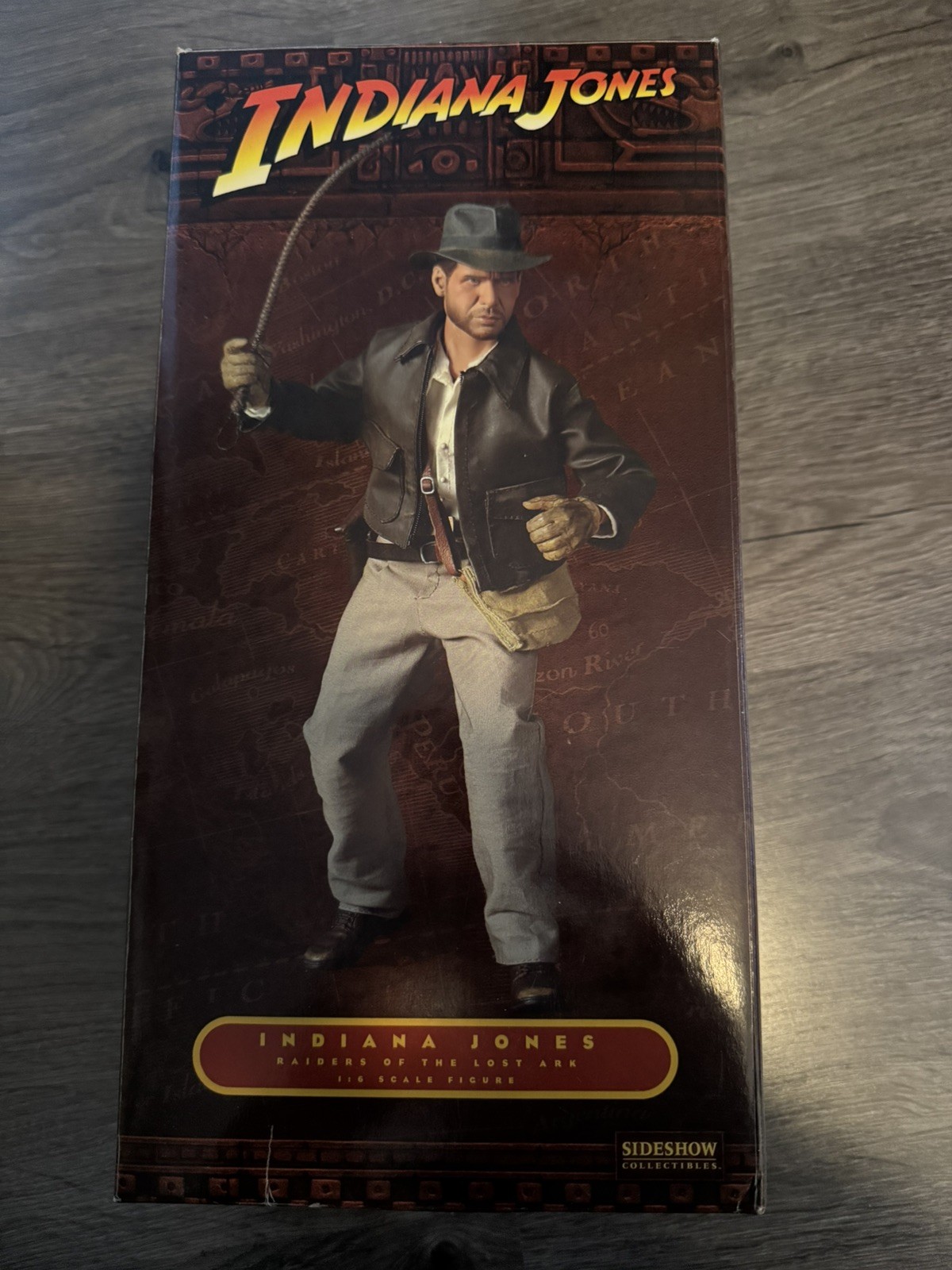 Indiana Jones: Sideshow 1:6 Raiders of the Lost Ark Collectible Figure in box