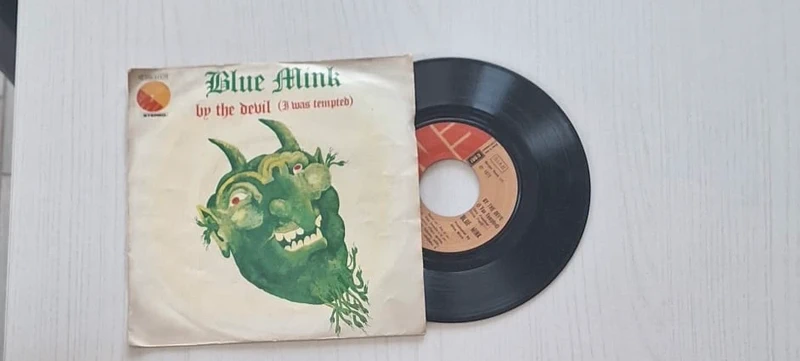 Vinile 45 Giri Blue Mink - By The Devil (I Was Tempted)
