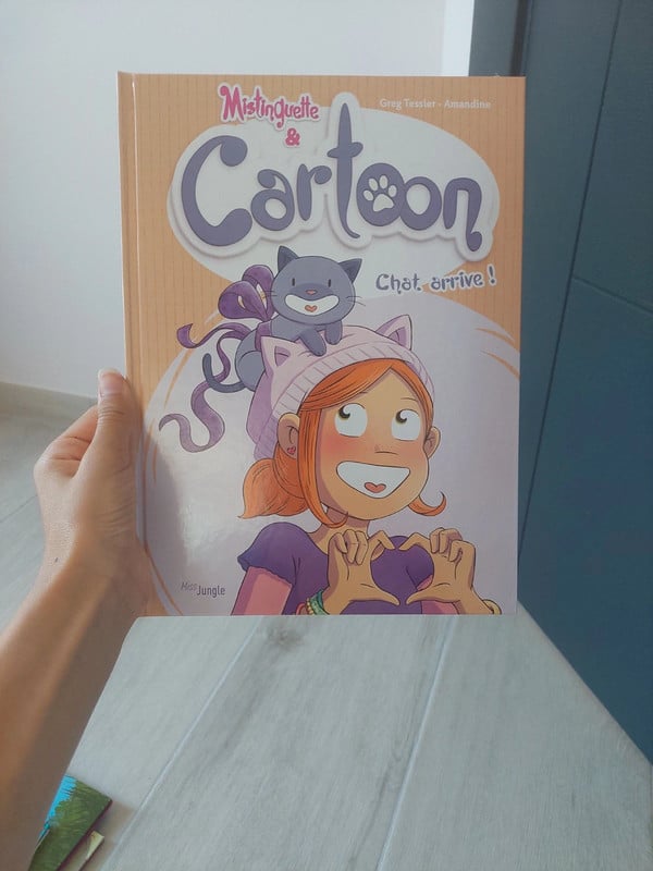 Livre "mistinguette&chaton ,chat arrive
