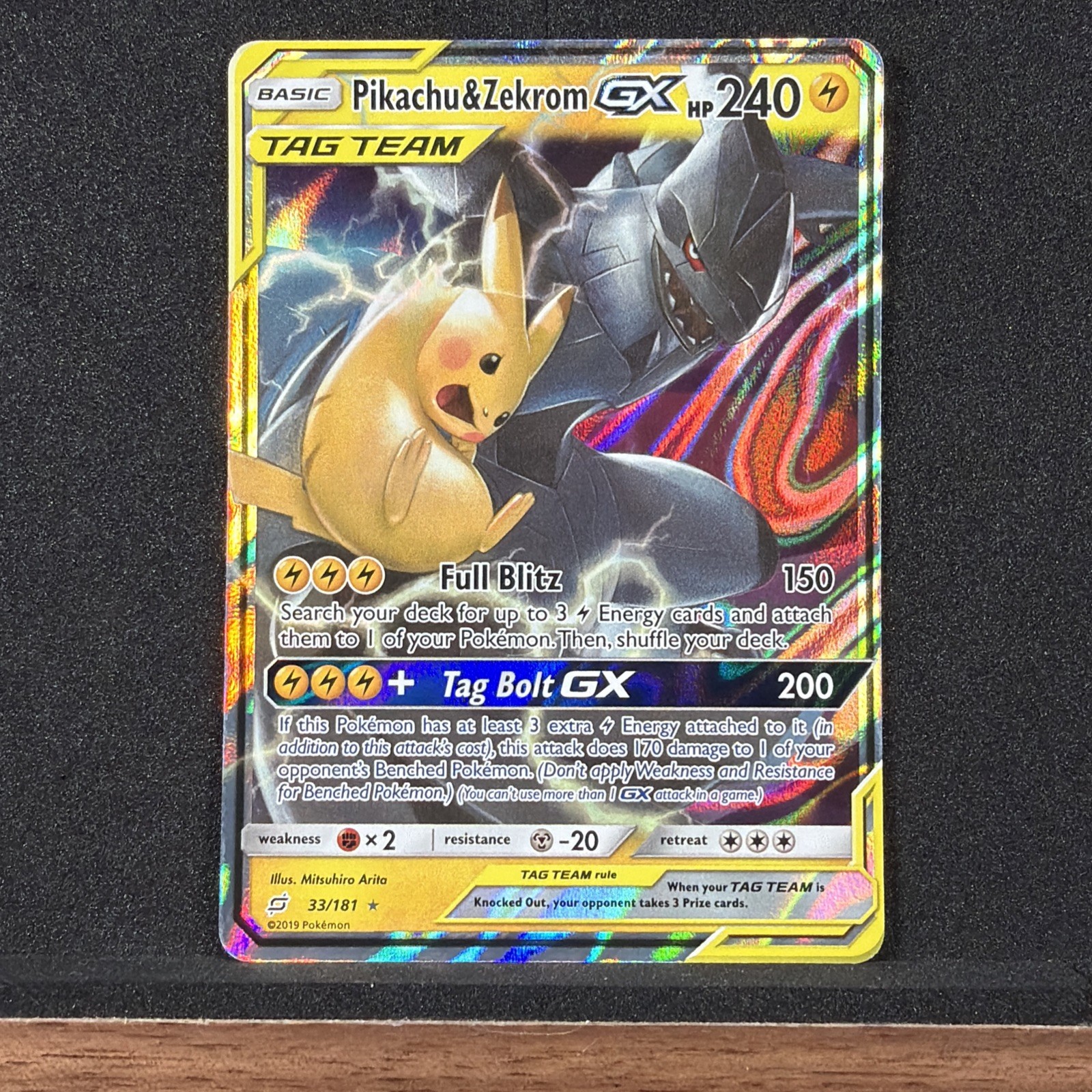 Pokemon TCG Pikachu & Zekrom GX TAG TEAM Holo 33/181 SM-Team Up HP240
