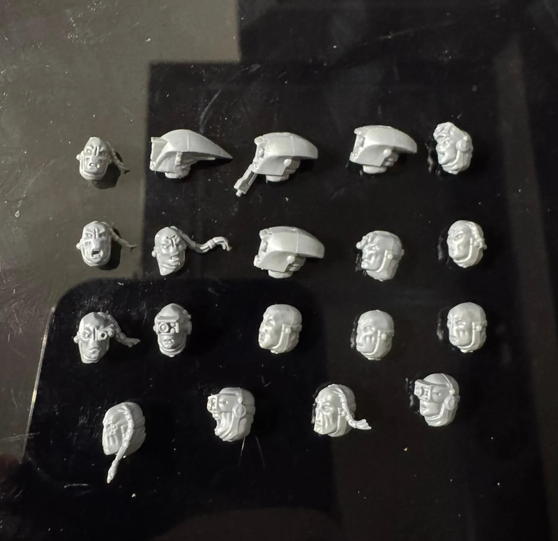 Tau Fire Warriors Breacher Team Strike Path Finders Warhammer 40k Heads Bits