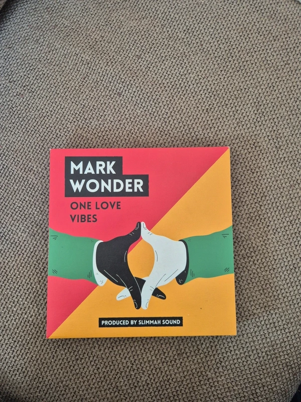 Mark wonder - one love vibes 7"