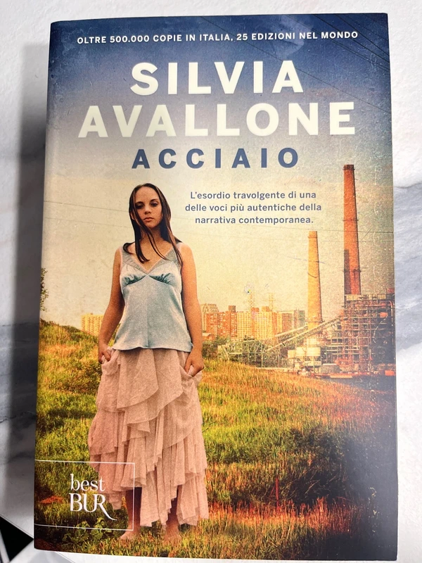Acciaio (Italian Edition) - Silvia Avallone