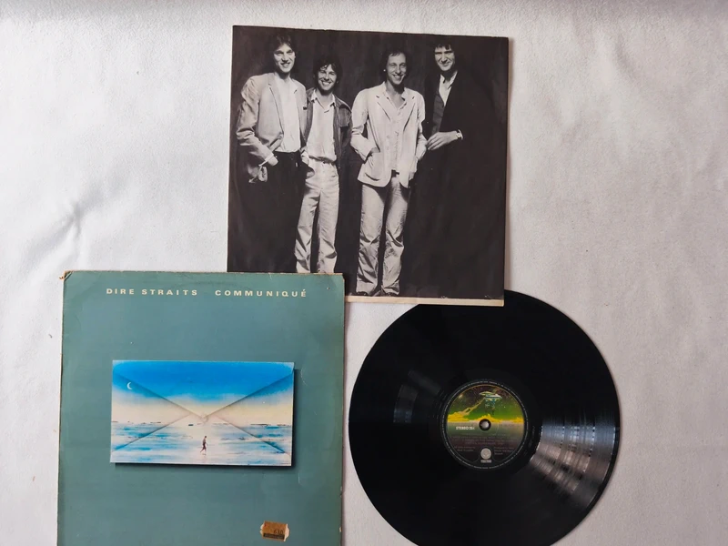 Dire Straits – Communiqué