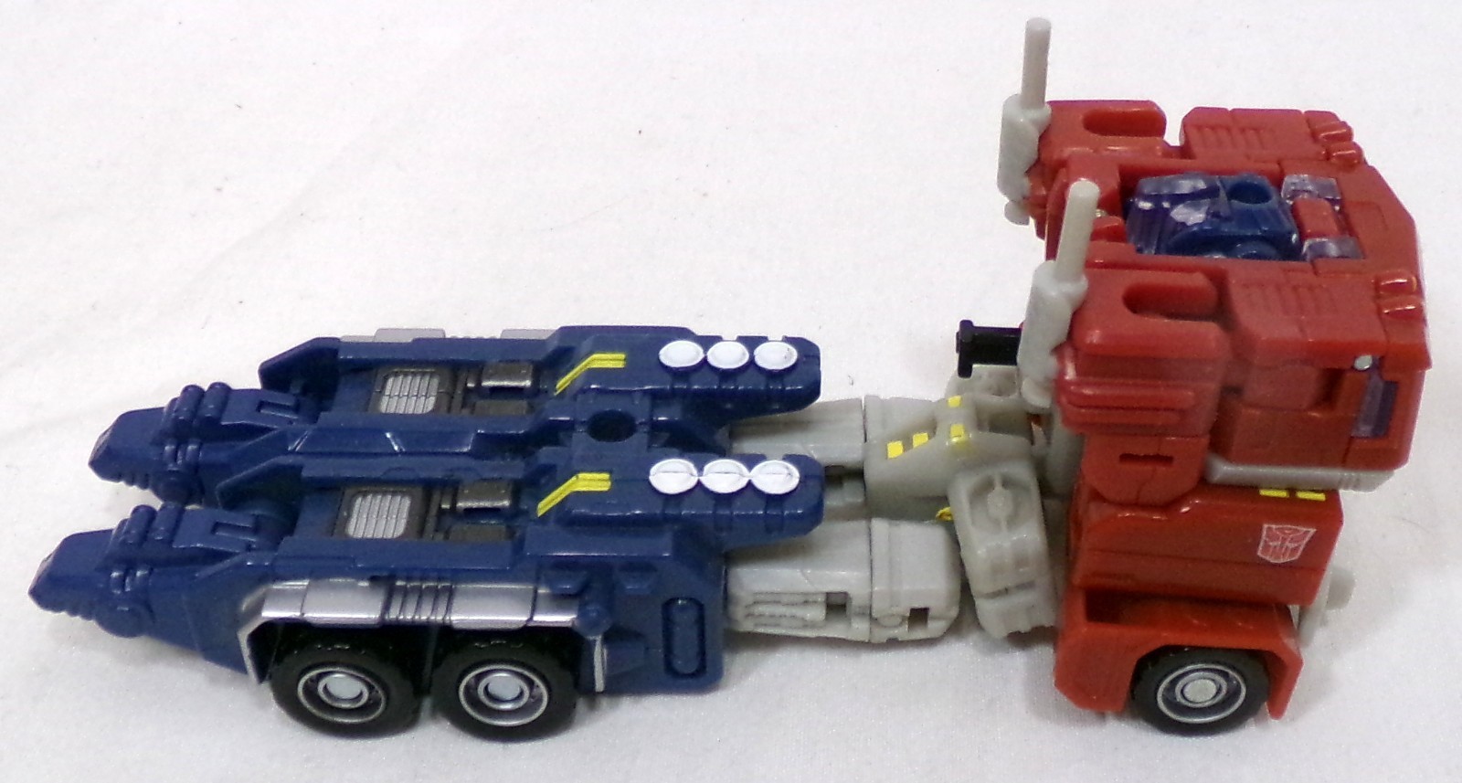 Transformers Classics L’Ultima Battaglia Deluxe Optimus Prime Action Figure
