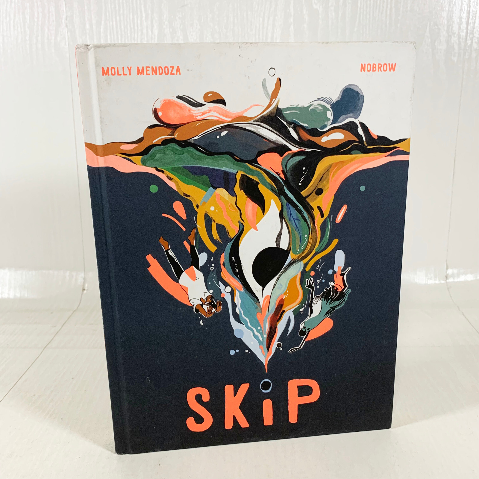 Skip - Molly Mendoza (graphic novel con copertina rigida) Nobrow