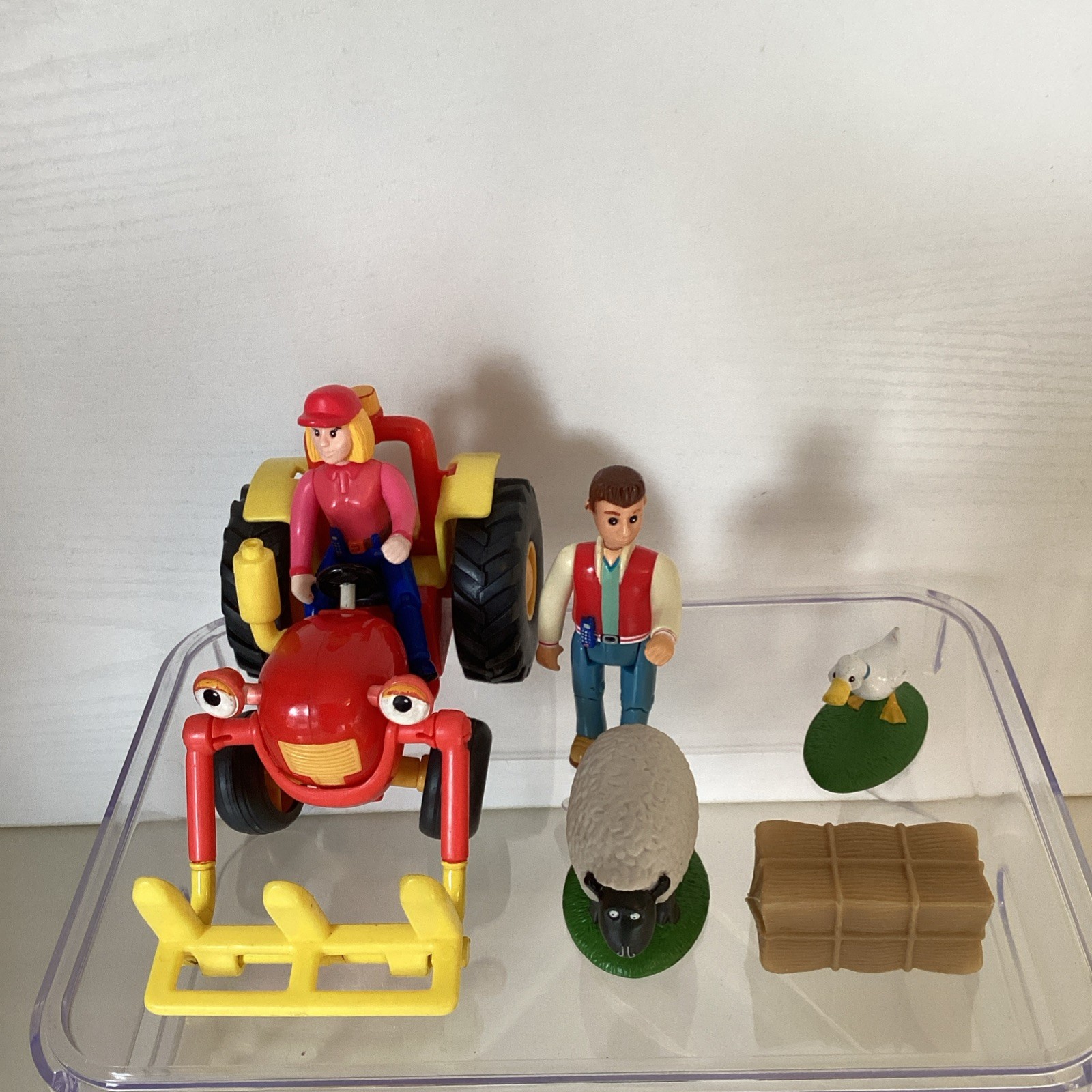 Trattore Tom, Farmer Fi, figure articolate opache 4", 1 pecora -oca- fieno 