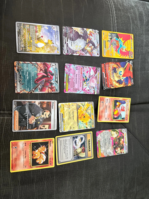 Mooie collectie Pokémon kaarten o.a. Charizard VMAX, Krookodile ex