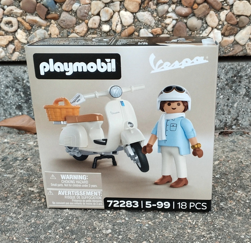 Playmobil Vespa 80 Aniversario – Estilo Clásico 72283.