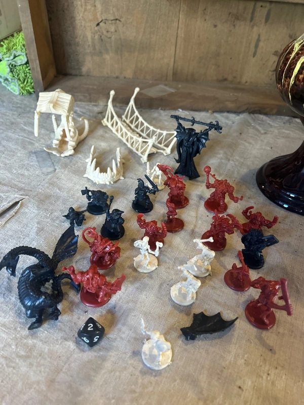 Lot figurines décors donjons et dragons wrath of ashardalon