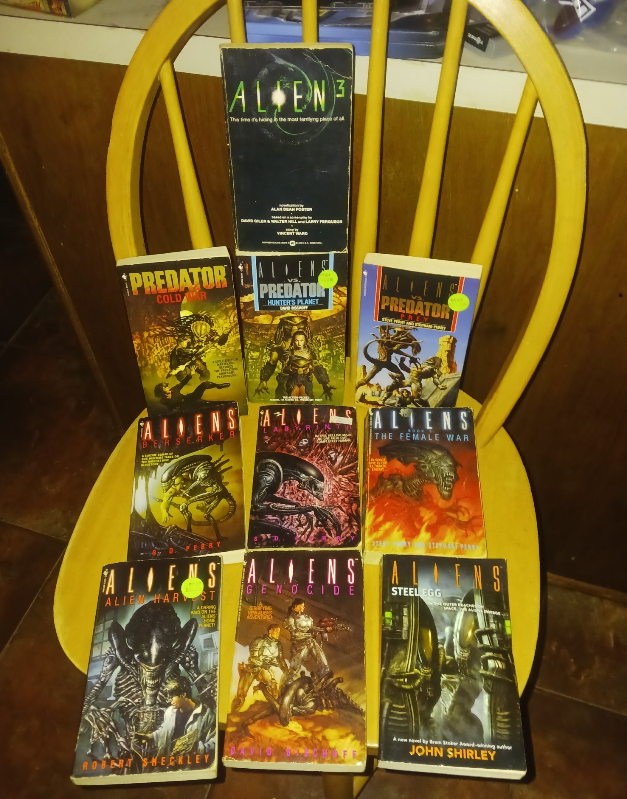 Aliens, AvP, romanzi. Dark Horse, S.D Perry