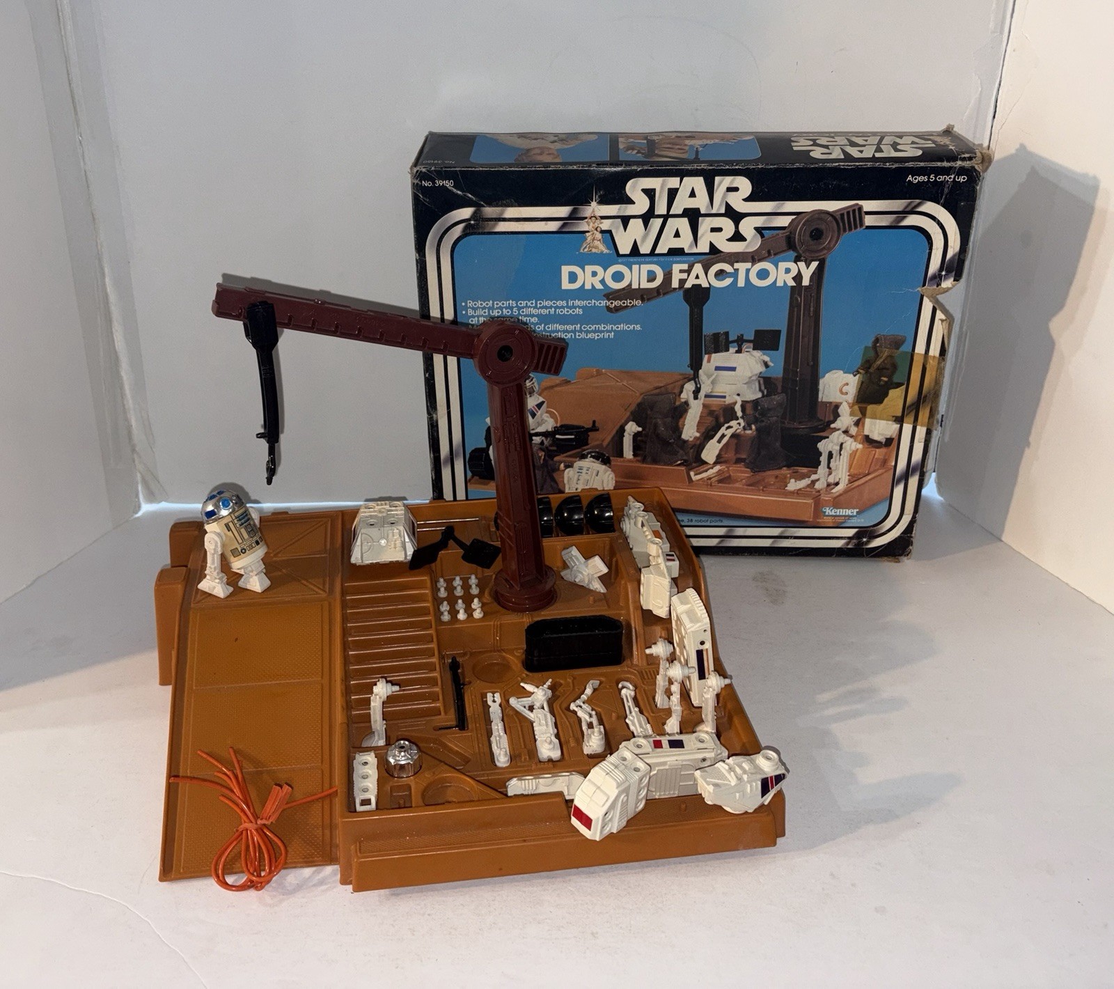 Vintage STAR WARS DROID FACTORY 100% Complete Parts Box 3 Leg R2-D2 Kenner 1979!