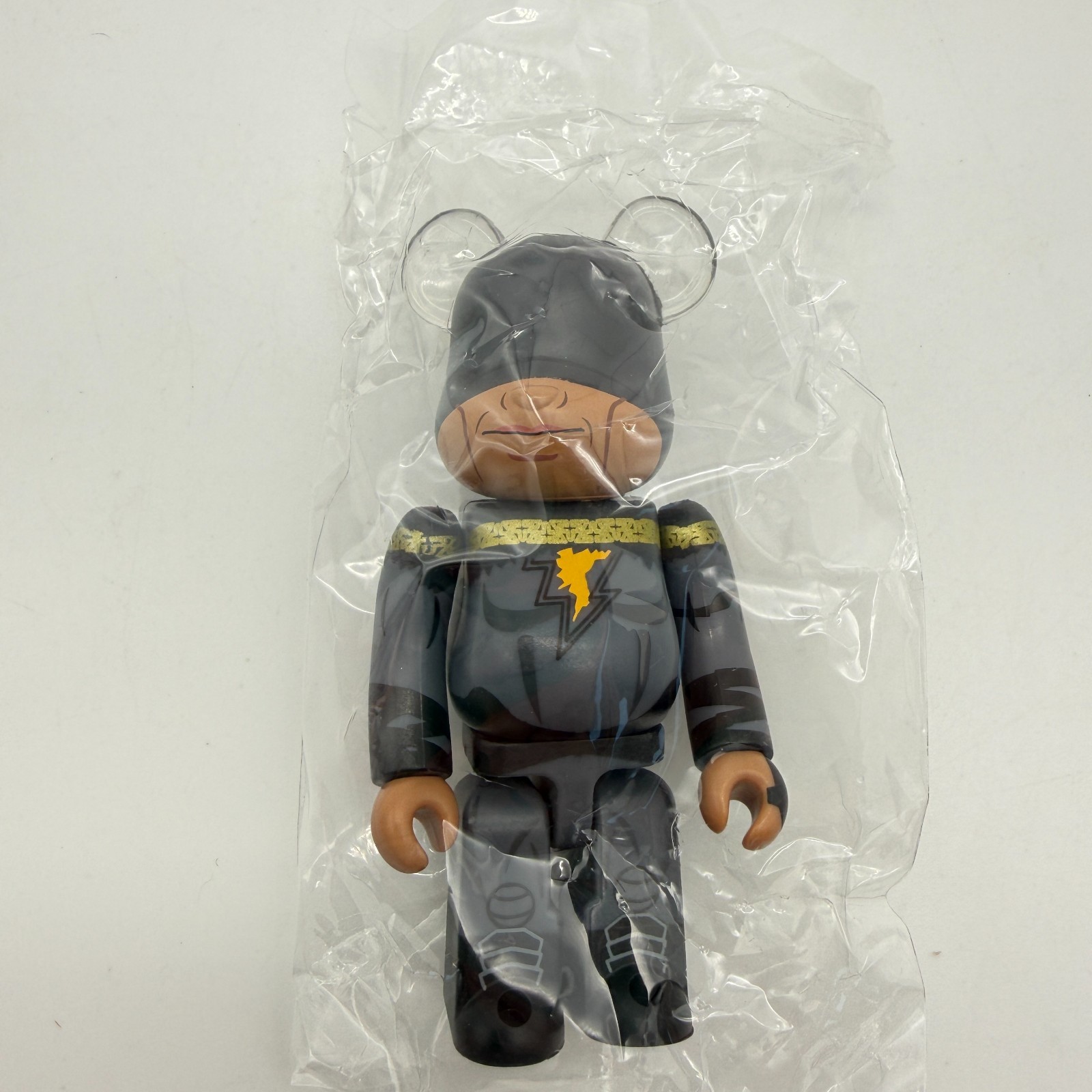 Modellino Bearbrick Serie 45 Black Adam Hero 100%