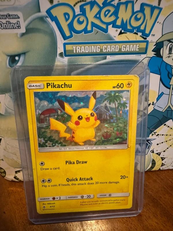 Pikachu 4/12 – McDonald’s Collection 2018