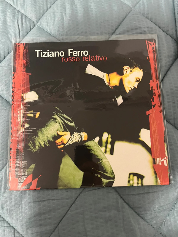 Tiziano ferro rosso relativo vinile