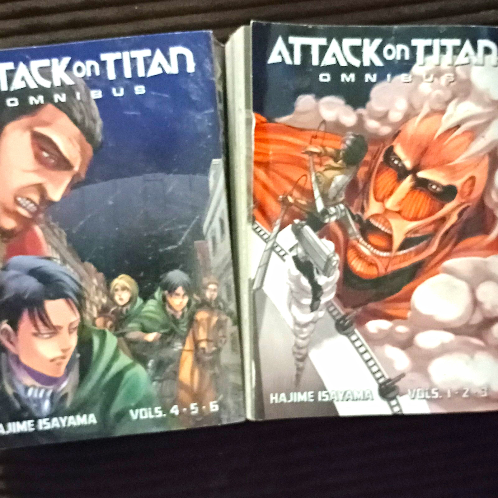 Attack on Titan Omnibus Manga Vol 1-3 & 4-6 Set (2 libri) Hajime Isayama