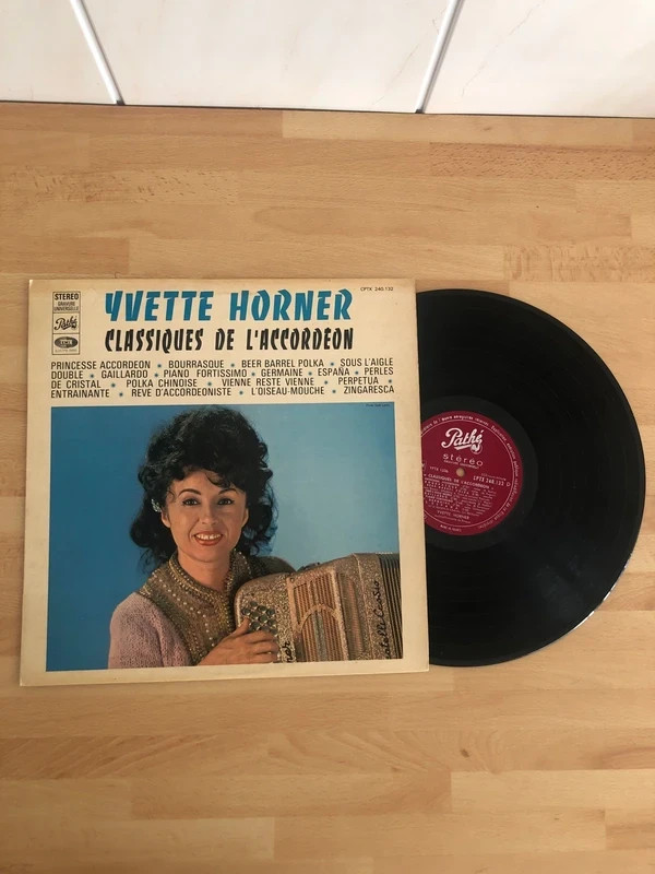 Vinyle 33 tours Yvette Hornet Les classiques de l’accordéon