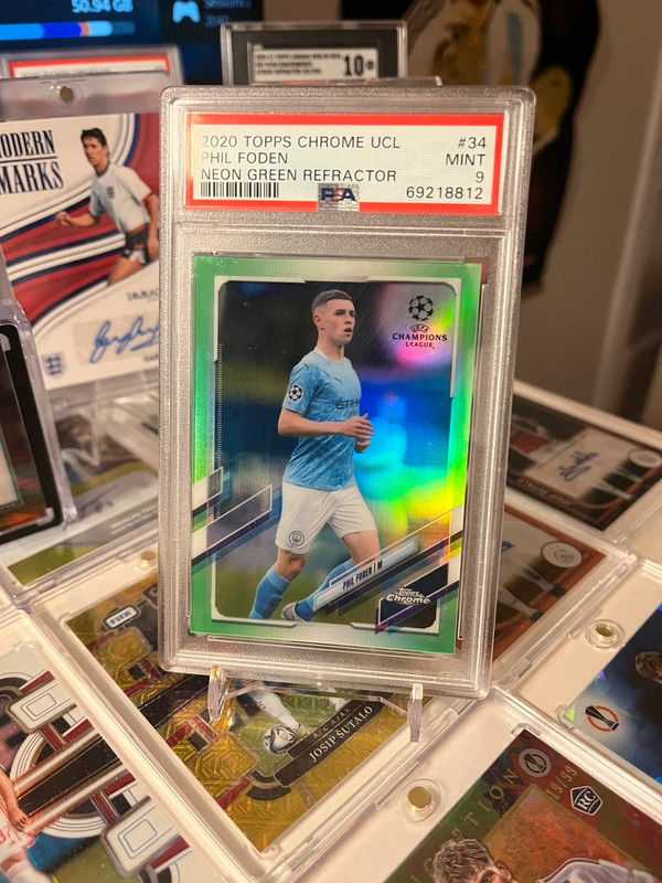 2020 Topps Chrome UCC Phil Foden /99 PSA 9 Manchester City