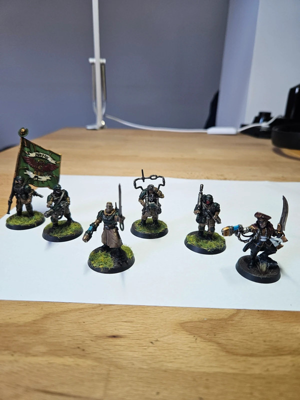 Warhammer 40k - Cadian Command Squad + Commissar