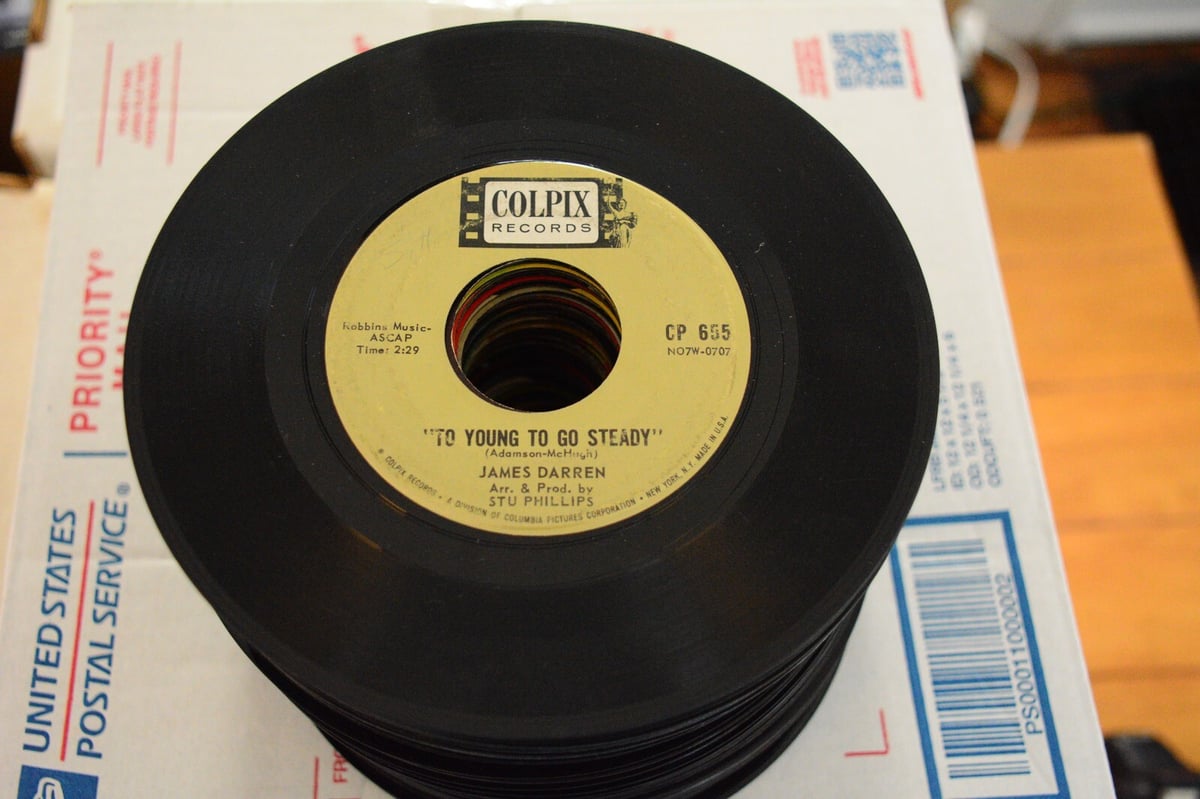 JAMES DARREN "TO YOUNG TO GO STEADY" 45RPM 7" VINYL RECORD G+