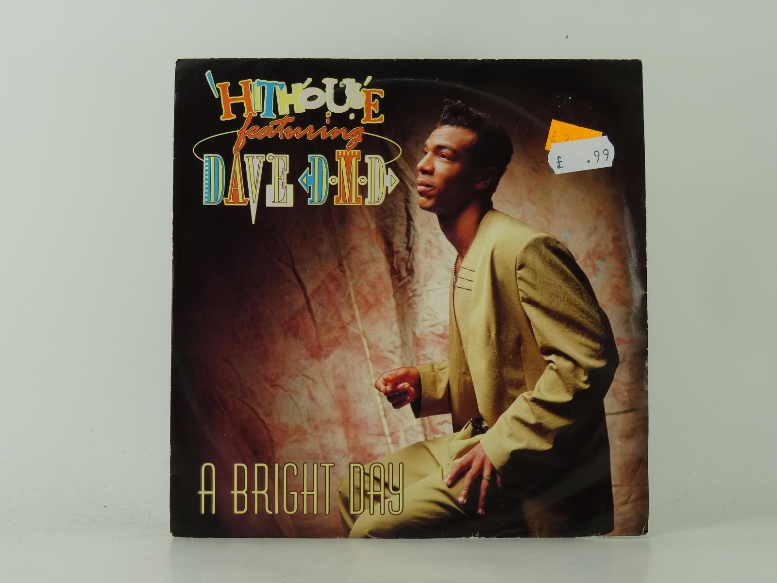 HIT HOUSE FT DAVE DMD A BRIGHT DAY (24) 2 Track 7" Single plus Picture Sleeve BM
