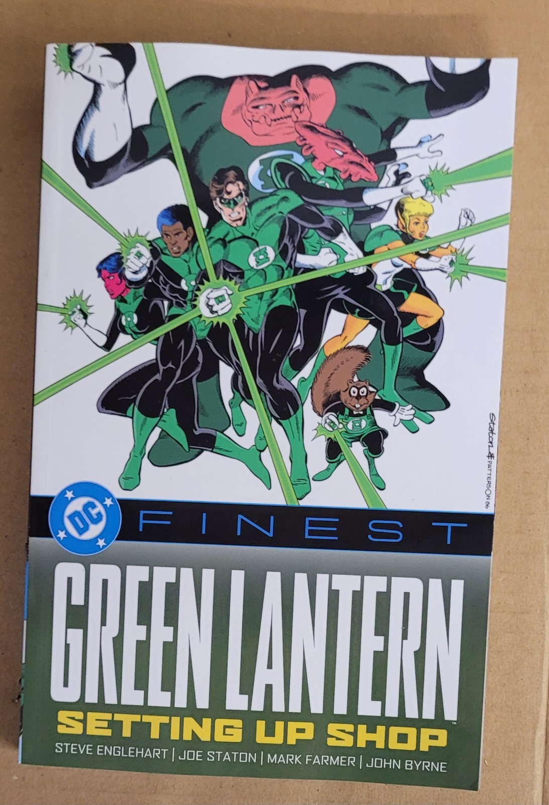 PRESALE Lanterna Verde DC Finest Collection Allestimento Negozio DC Comics TPB
