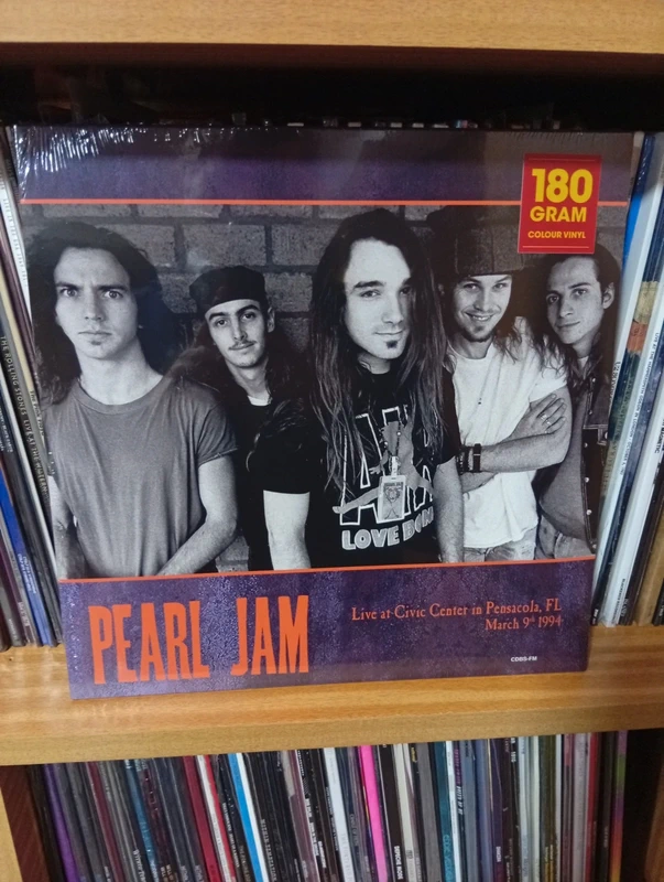 Pearl Jam – Live At Civic Center In Pensacola