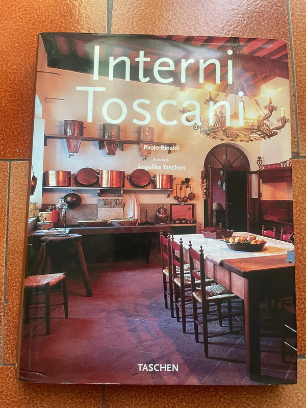 Interni Toscani