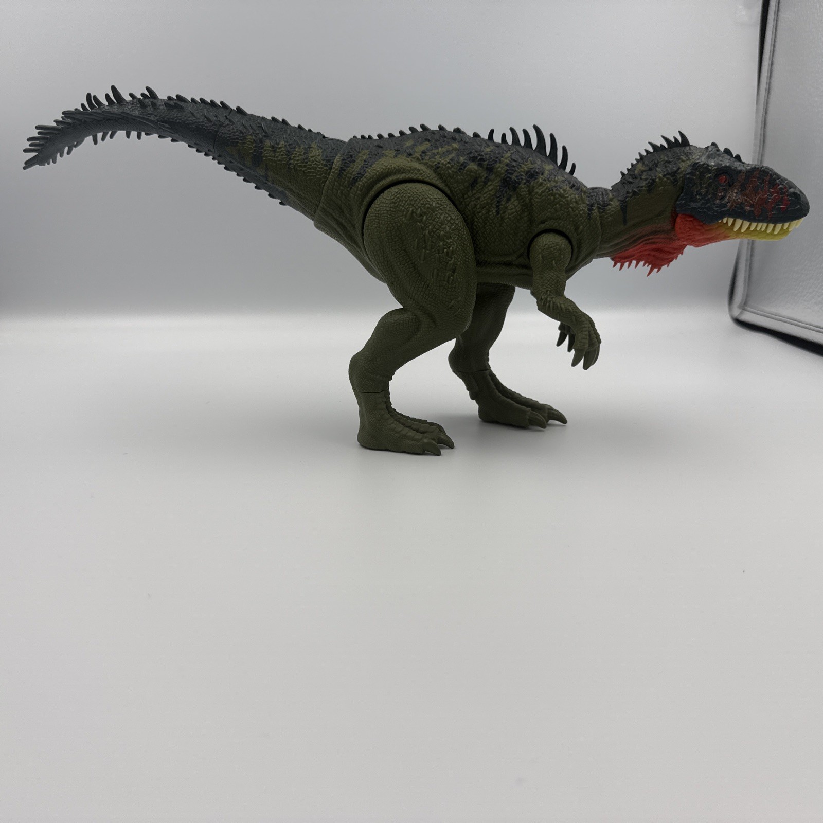 Jurassic World Rebirth Gigantic Thrashers Tyrannotitan Action Figure Movable