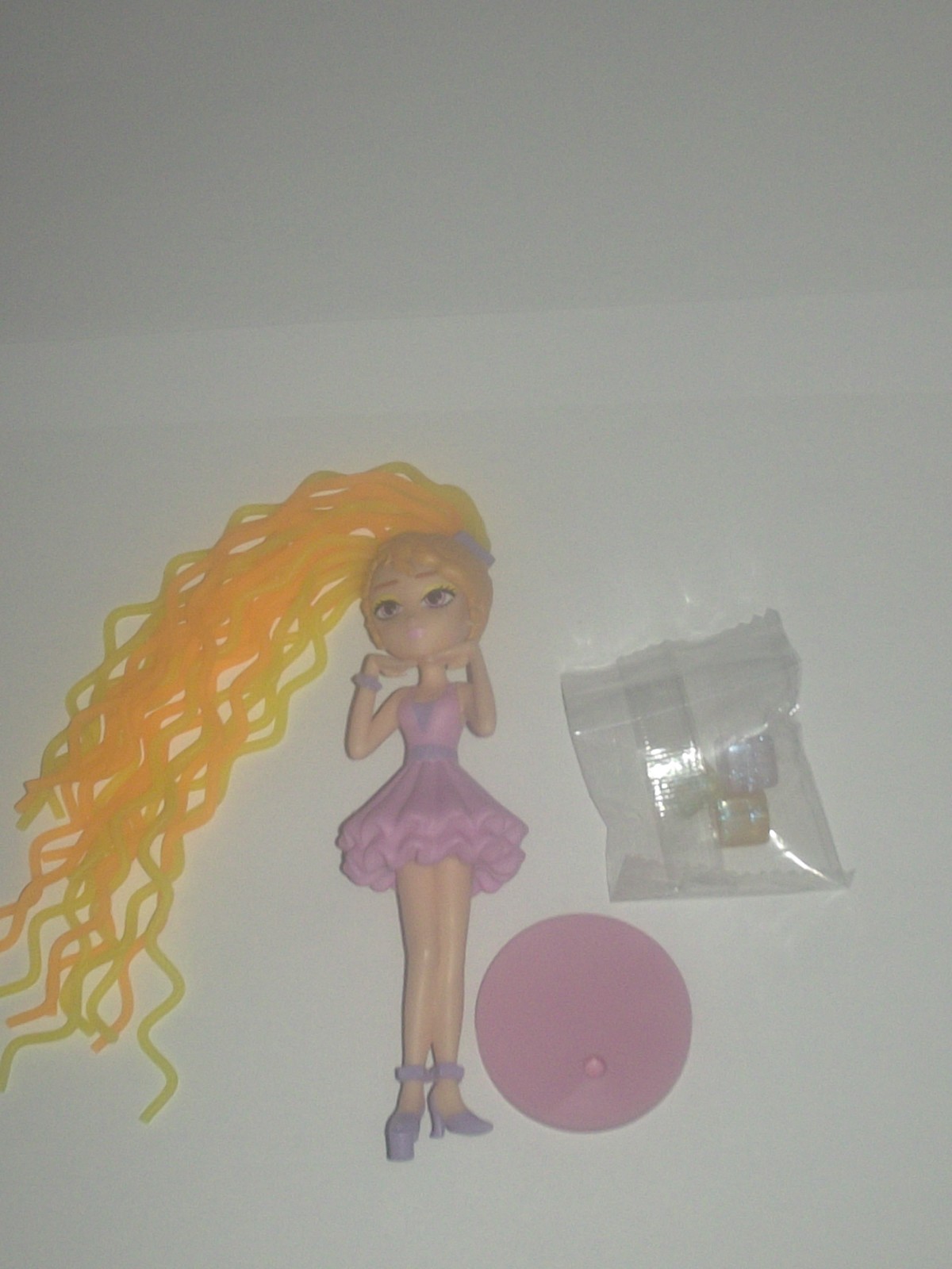 UNA PICCOLA BAMBOLA DI CHIX GIRLS CLUB FASHION DOLLS BLUE OCEAN (29.078)