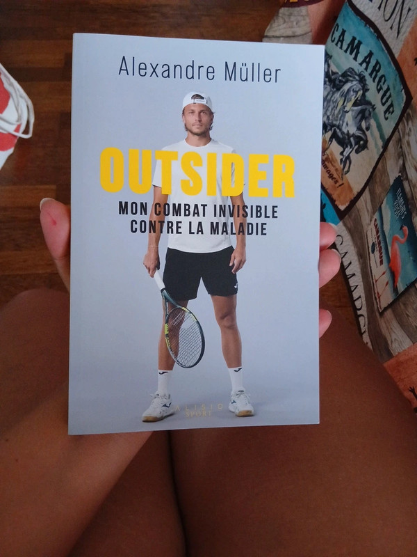 Livre Outsider mon combat invisible contre la maladie