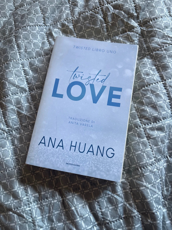 Twisted Love – Libro 1 – Ana Huang – Romance – Come nuovo