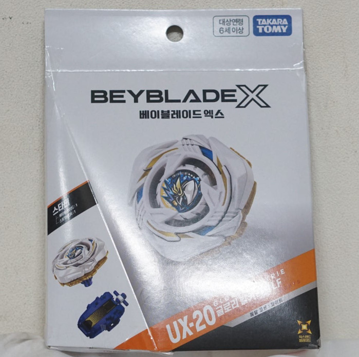 Takara Tomy Beyblade X UX-20 Starter Glory Valkyrie LF