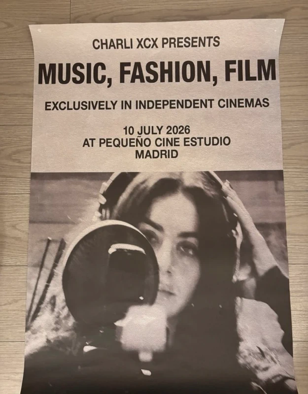 Maxi Poster Charli XCX Music Fashion Film
