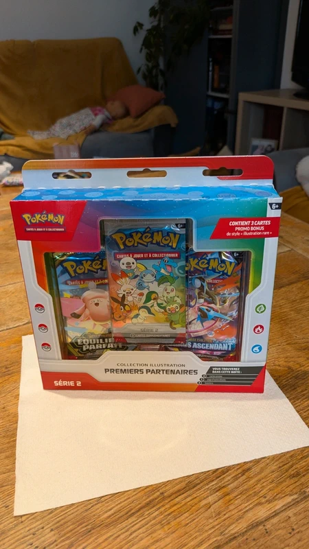 Coffret pokemon premier partenaire série 2