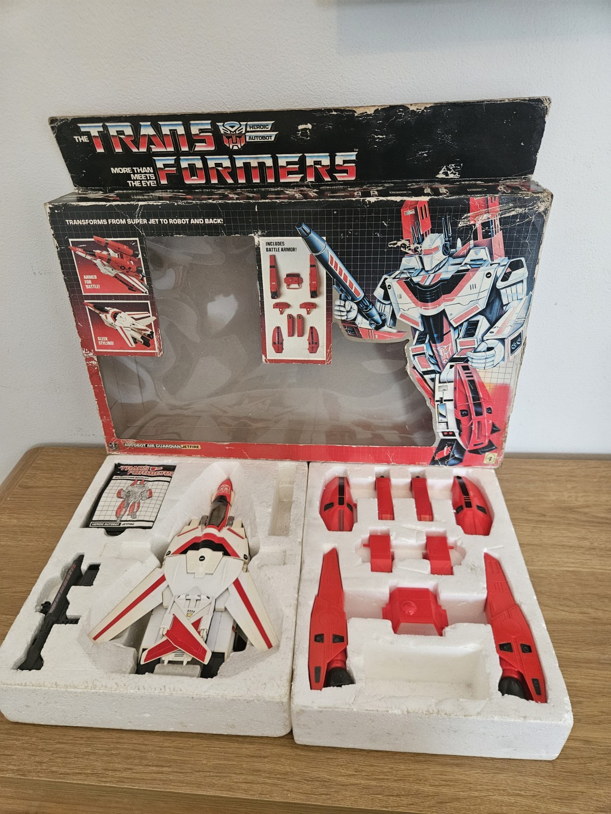 G1 Transformers Jetfire. 100% Complete, Boxed.