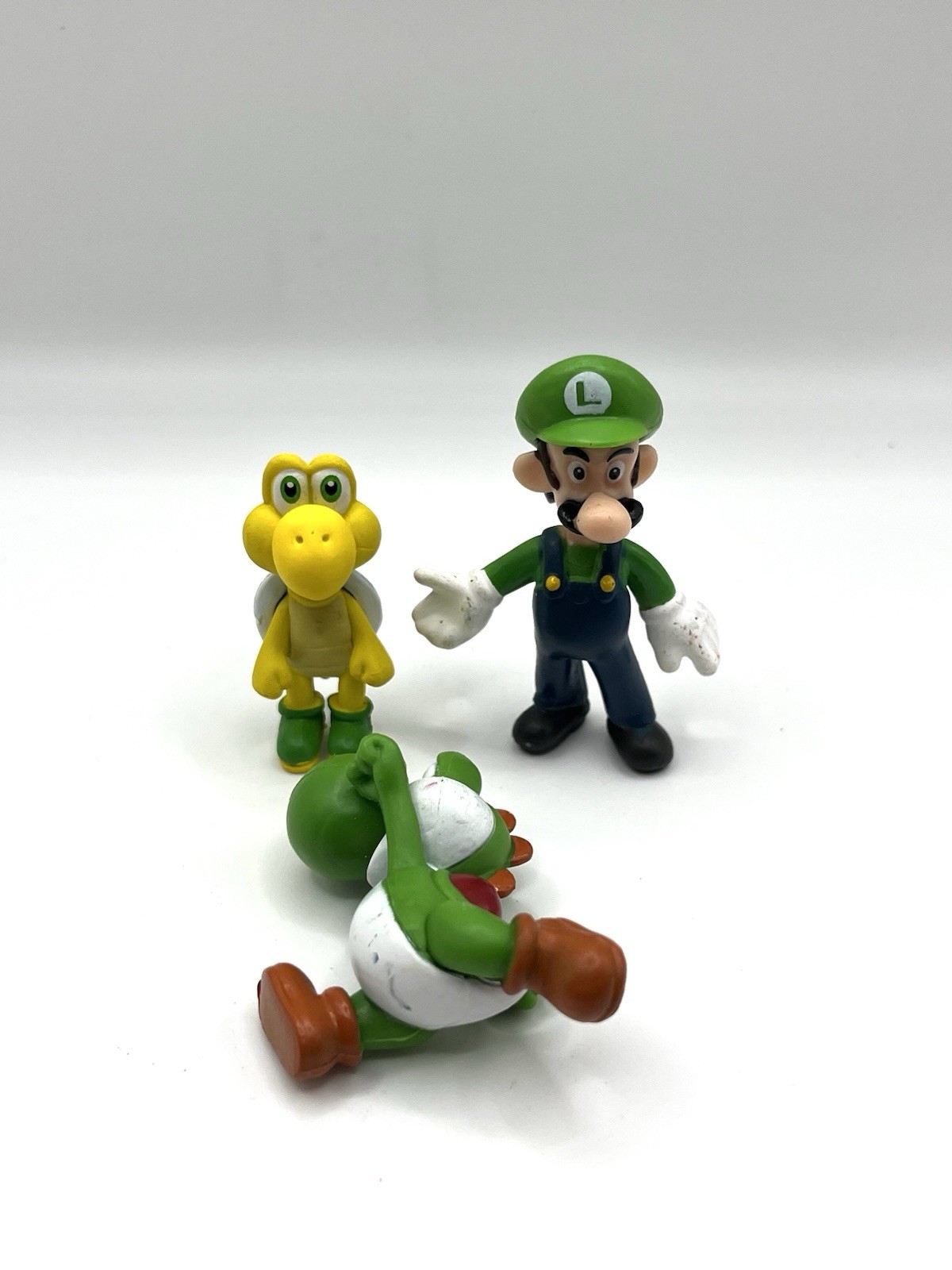Super Mario Bros Figures Lot of 3 Koopa, Luigi, Yoshi 1.75" PVC Figure 2007-2008