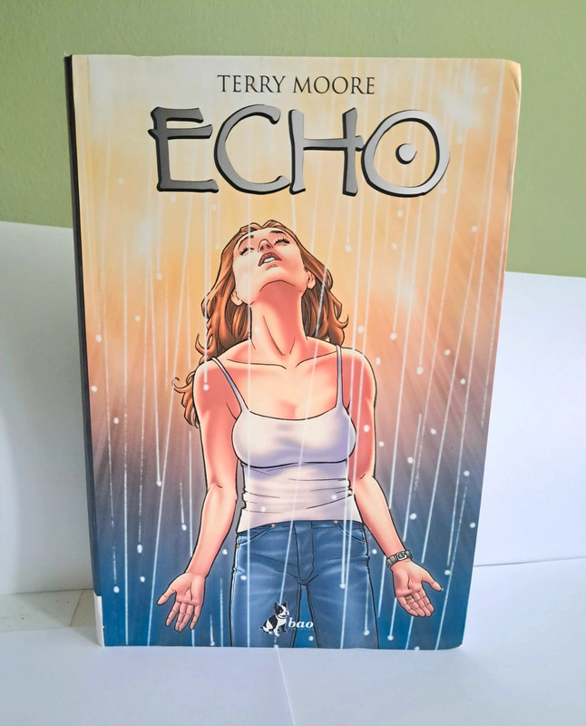 Echo, Terry Moore