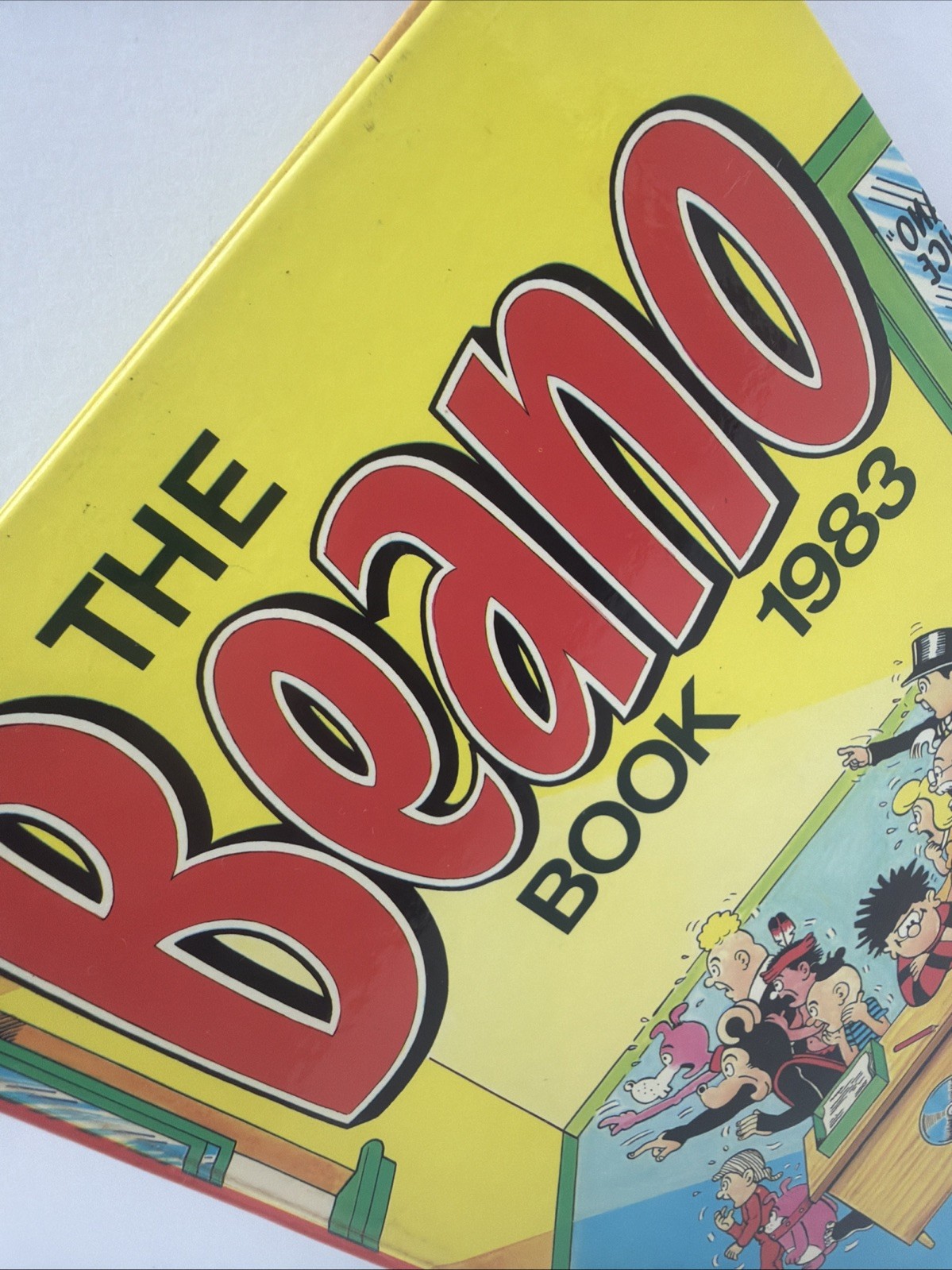 BEANO ANNUAL 1983 - Dennis the Menace(Vintage Comics / Nostalgic / Retro Gifts)