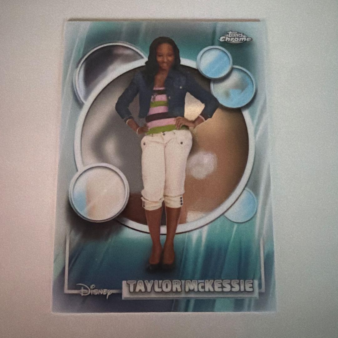 Carta Topps Chrome Disney 2026 Taylor McKessie