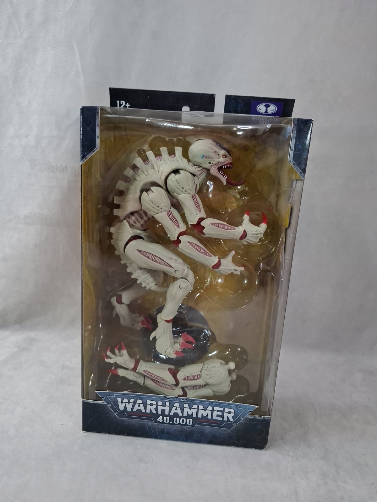 McFarlane Toys Warhammer 40k  Tyranid Genestealer Action Figure Brand New