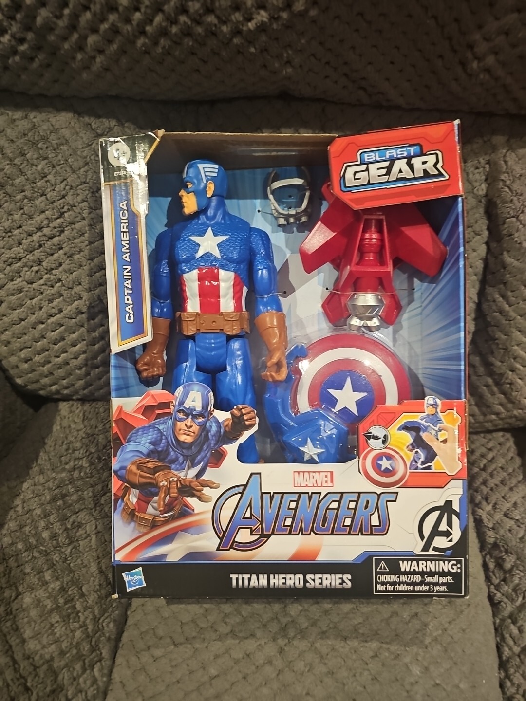 Avengers Marvel Captain America E7374 Blast Gear 12-In. Titan Hero Series NIB