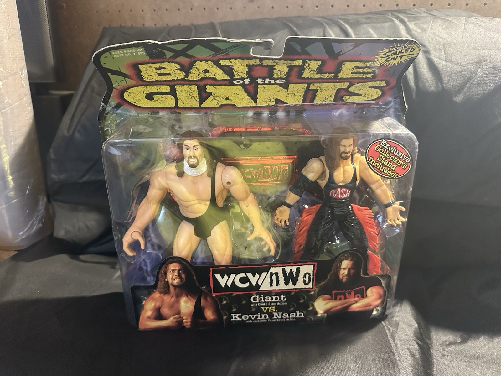 1999 WCW nWo Toy biz Battle of the Giants - Giant vs Kevin Nash MFG Sealed BOX