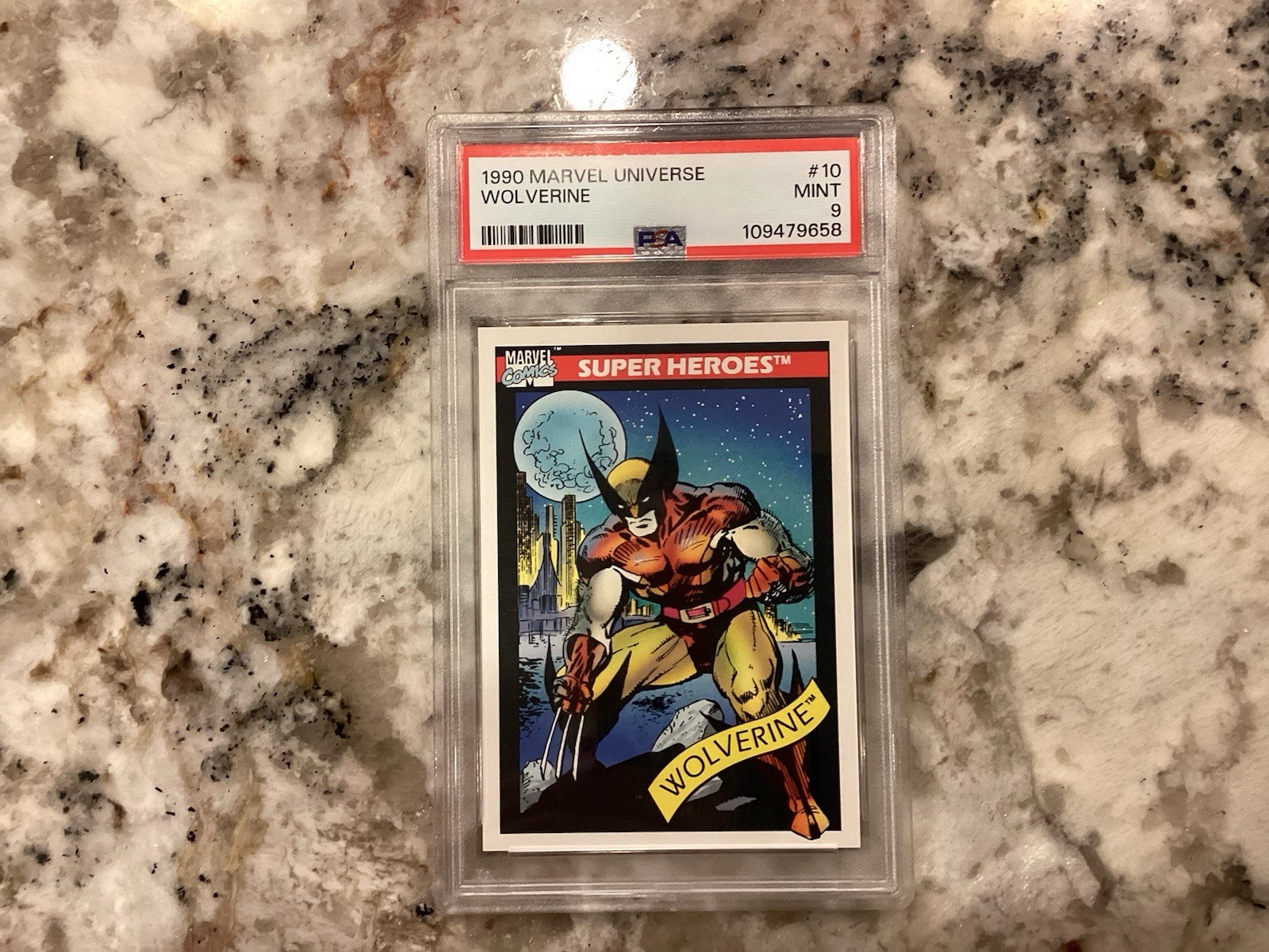 1990 MARVEL UNIVERSE #10 WOLVERINE PSA 9 MINT. This Card Is On Fire🔥