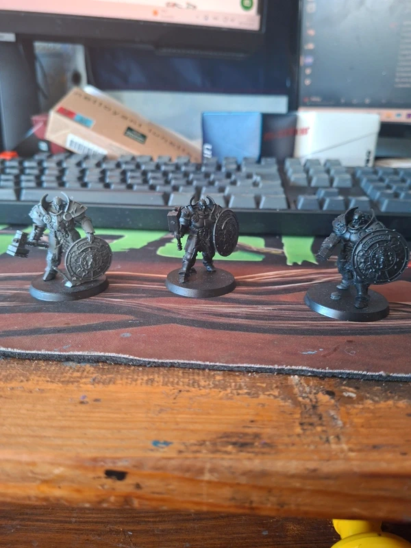 Aos 3 Annihilators