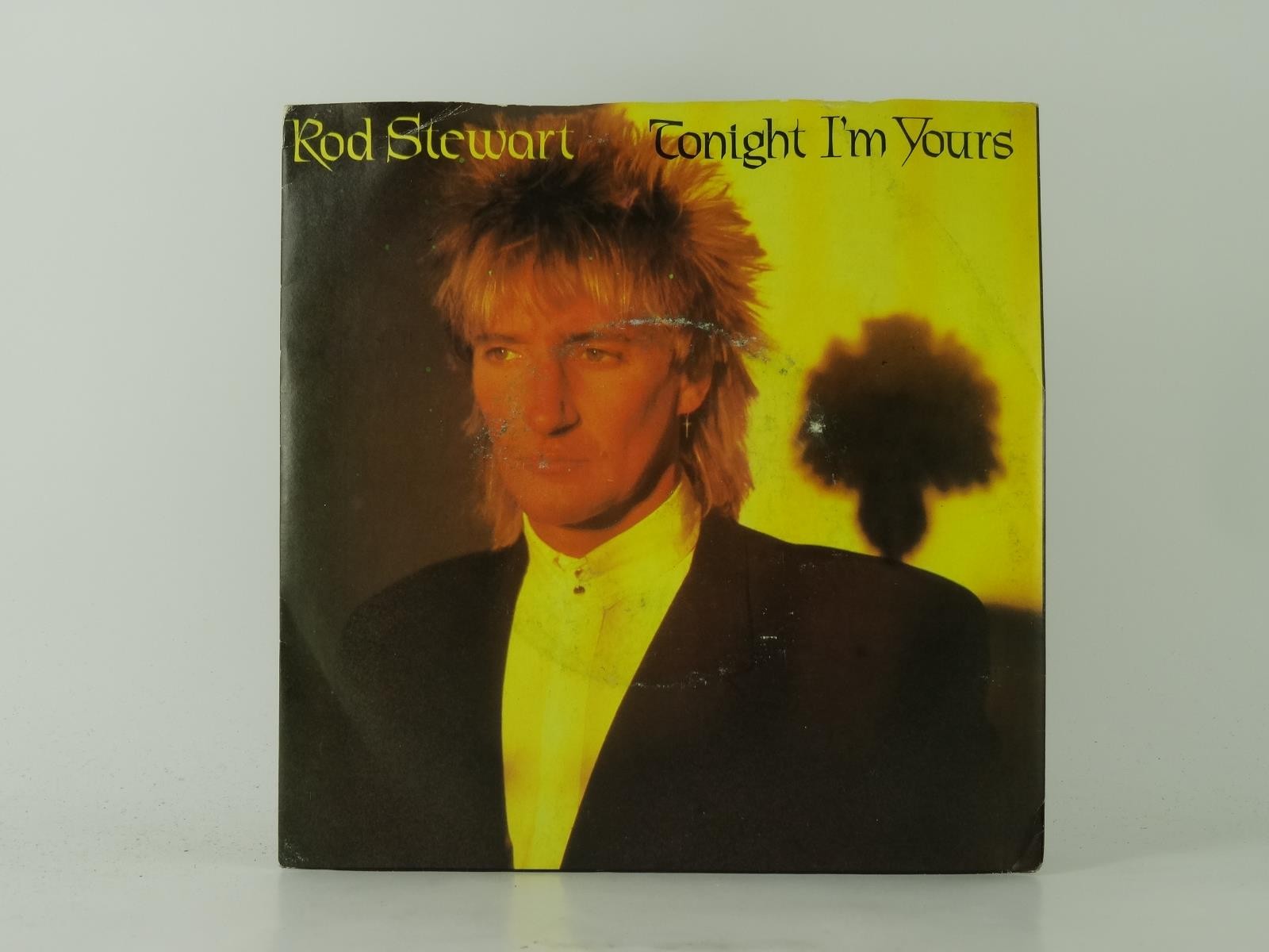 ROD STEWART TONIGHT I'M YOURS (1) (18) 2 Track 7" Single plus Picture Sleeve WEA