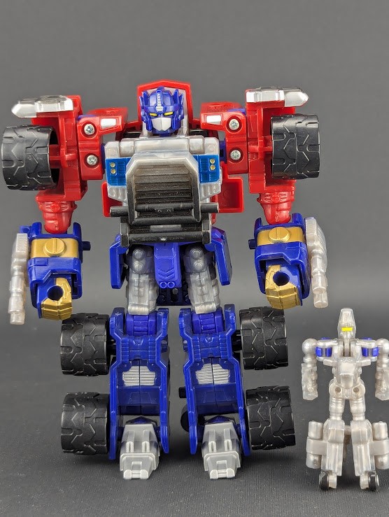 Transformers Armada Optimus Prime completo VARIANTE Hasbro 2003 Minicon Over-Run